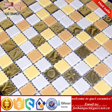 China fábrica fornecimento telha de vidro de cristal ouro misturado mosaico 25x25mm